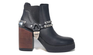 Bota de cuero premium para mujer Antonella Ghilardi color negro con aplique